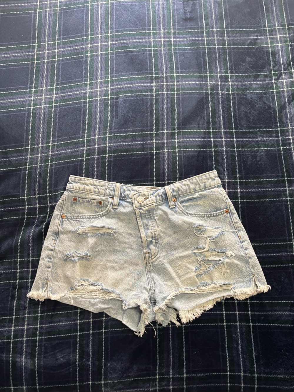 Aeropostale light blue denim Vintage High rise shorty distressed shorts. Size 8